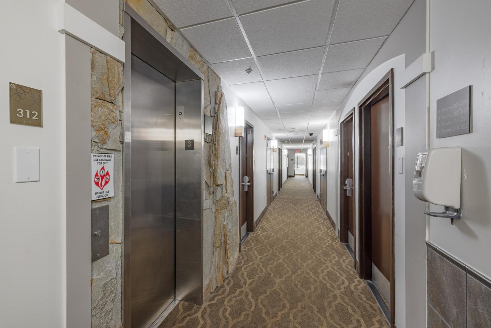 Comfort Suites Perrysburg - Toledo South Extérieur photo